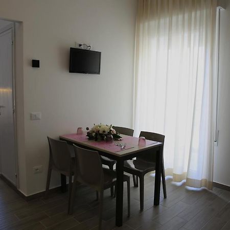 Hotel Philadelphia Cattolica Ngoại thất bức ảnh