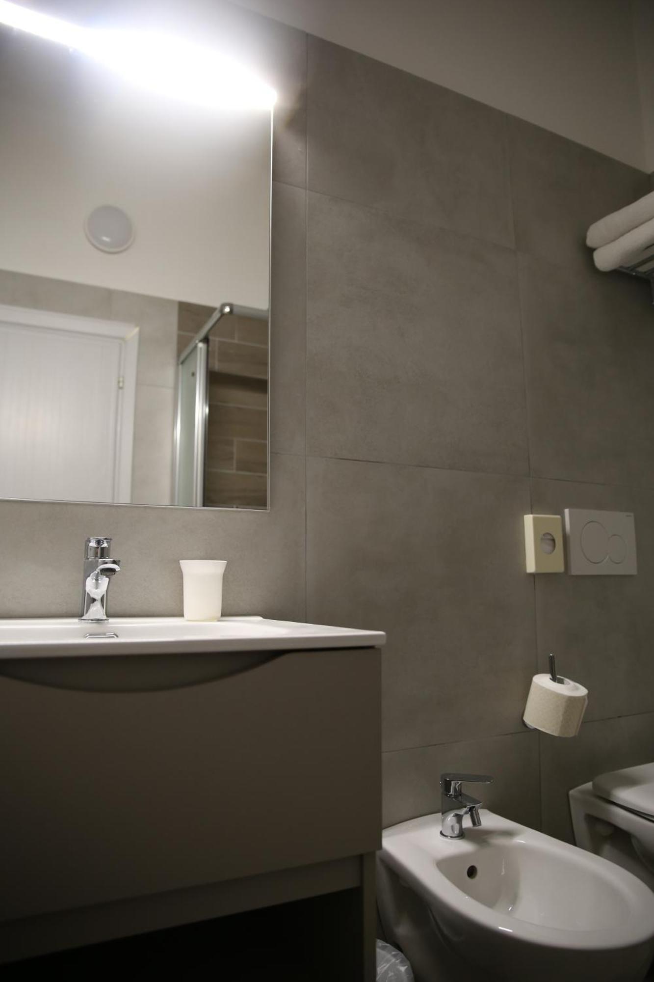 Hotel Philadelphia Cattolica Phòng bức ảnh