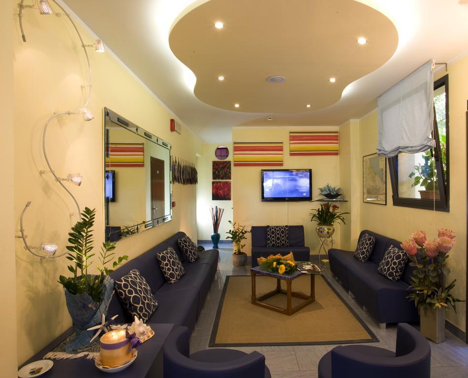 Hotel Philadelphia Cattolica Ngoại thất bức ảnh