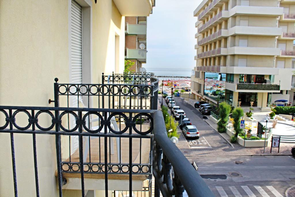 Hotel Philadelphia Cattolica Ngoại thất bức ảnh