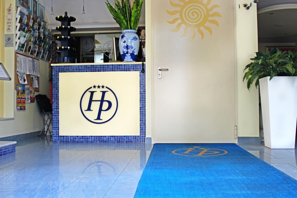 Hotel Philadelphia Cattolica Ngoại thất bức ảnh