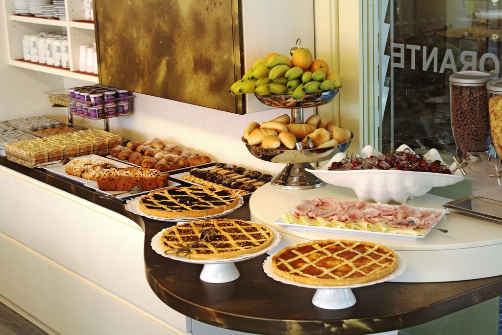 Hotel Philadelphia Cattolica Ngoại thất bức ảnh