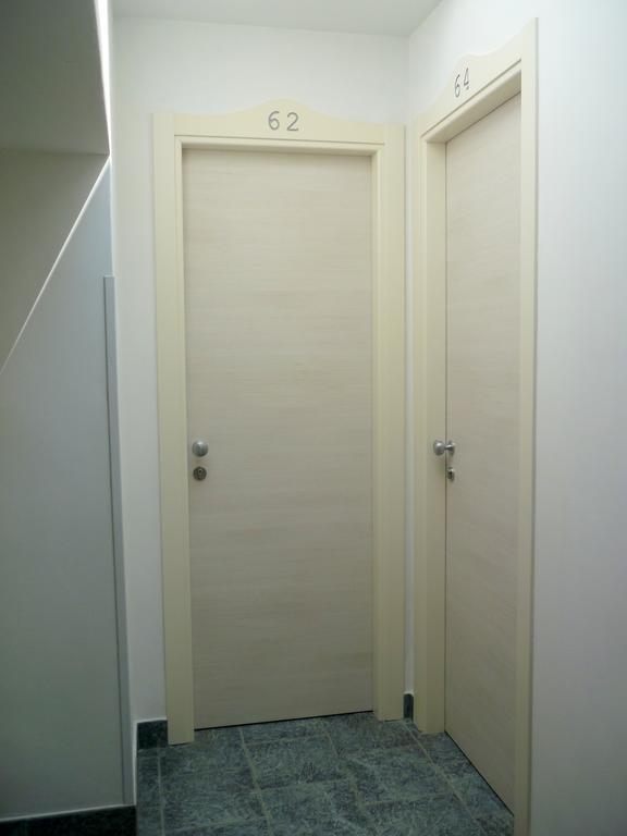 Hotel Philadelphia Cattolica Ngoại thất bức ảnh